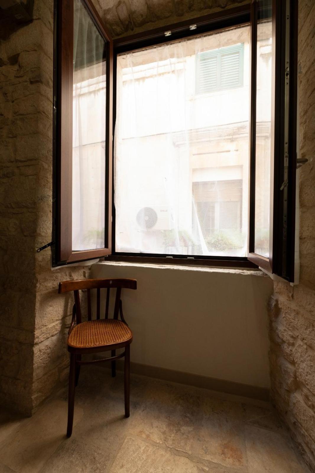 Palazzo Rizzi Dimora Dei Templari Hotel Bitetto Exterior foto