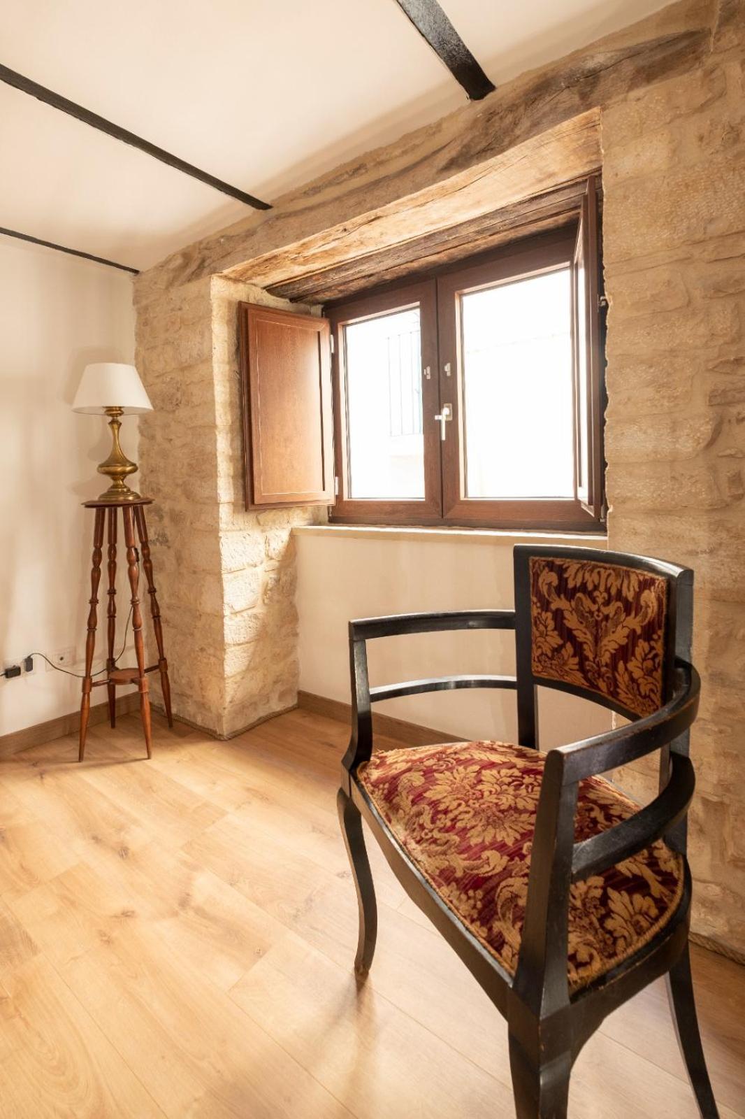 Palazzo Rizzi Dimora Dei Templari Hotel Bitetto Exterior foto