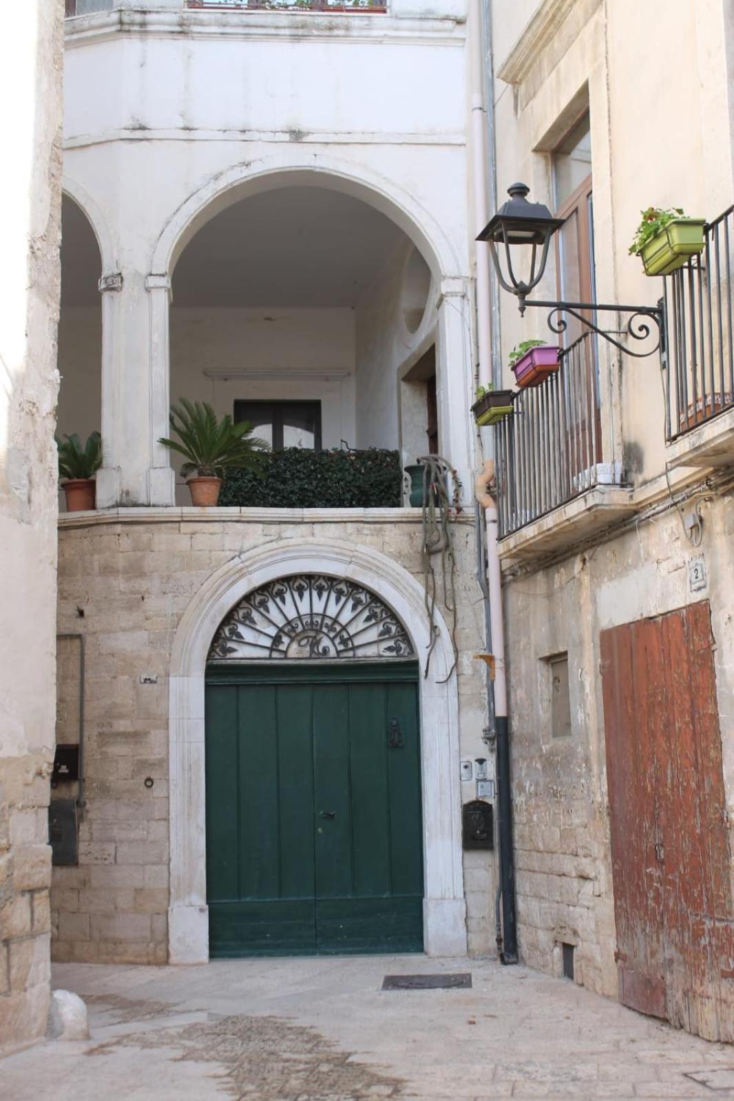 Palazzo Rizzi Dimora Dei Templari Hotel Bitetto Exterior foto